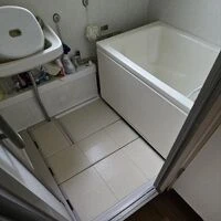 画像1438：浴室ドアの交換